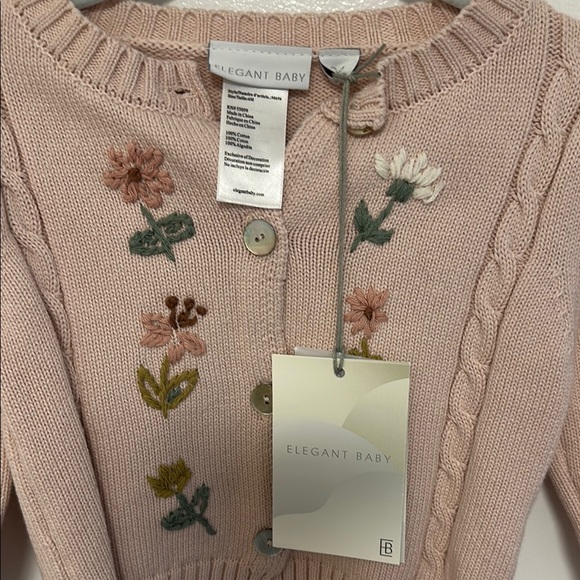 Cream Cropped Sweater with Floral Embroidery and Puffed Shoulders - Picture 3 of 7